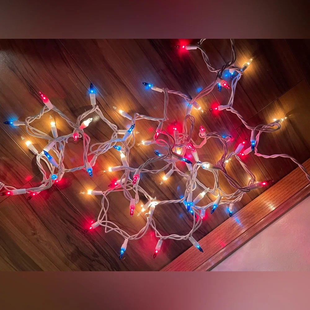 12 ft Red White Blue Patriot String Lights Indoor Outdoor White Cord Never Used